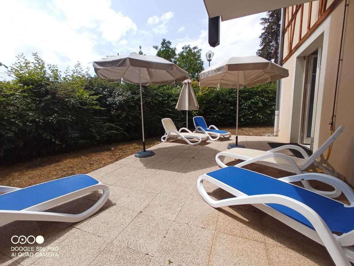 Bergheim Piscine Apartment Екстериор снимка